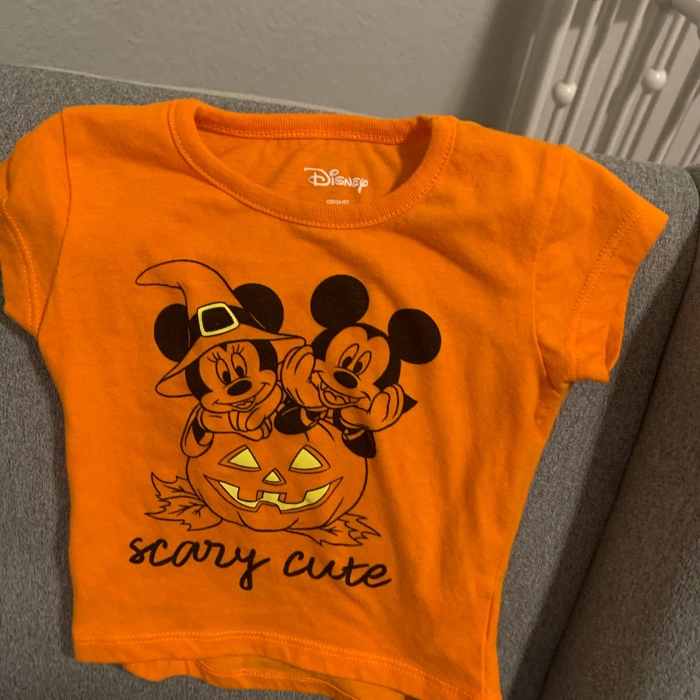 Disney Halloween T-shirt. GUC